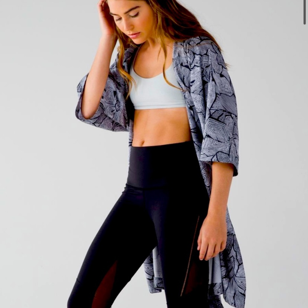 Lululemon kimono